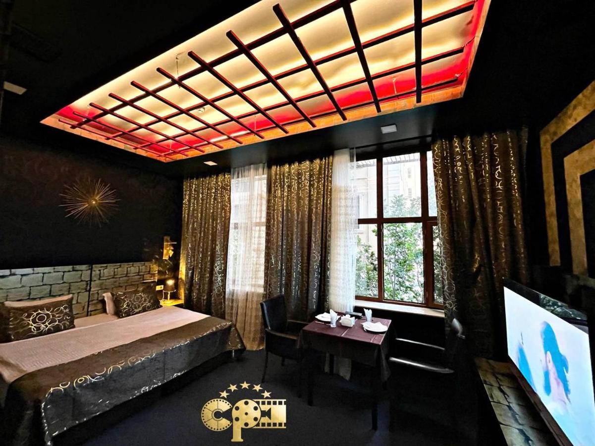 באקו Cinema Plaza Hotel מראה חיצוני תמונה