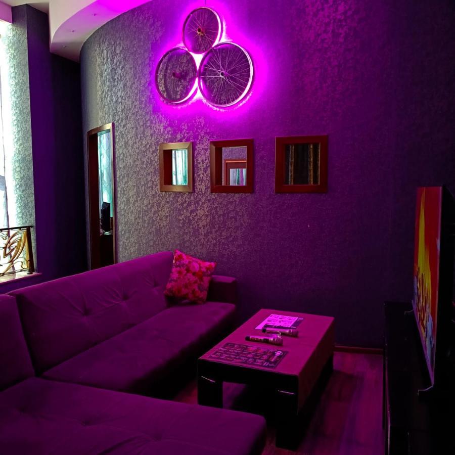 באקו Cinema Plaza Hotel מראה חיצוני תמונה