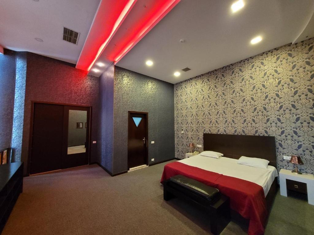 באקו Cinema Plaza Hotel מראה חיצוני תמונה